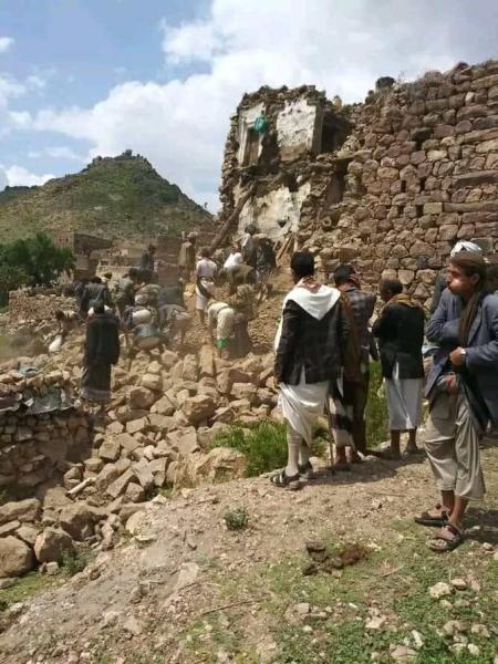 وفاة طفلين ووالدتهما بتهدم منزل شعبي  في إحدى قرى محافظة ذمار