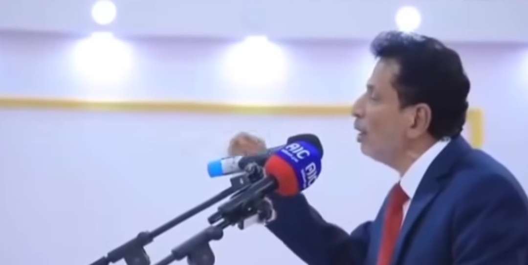 محافظ المهرة:عيدروس الزبيدي جاء الى المحافظة بهذه الصفة وليس بصفة الانتقالي